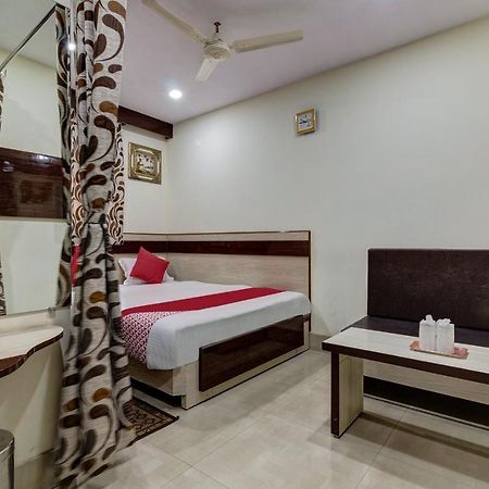 Oyo Hotel Satguru Jamshedpur Bagian luar foto