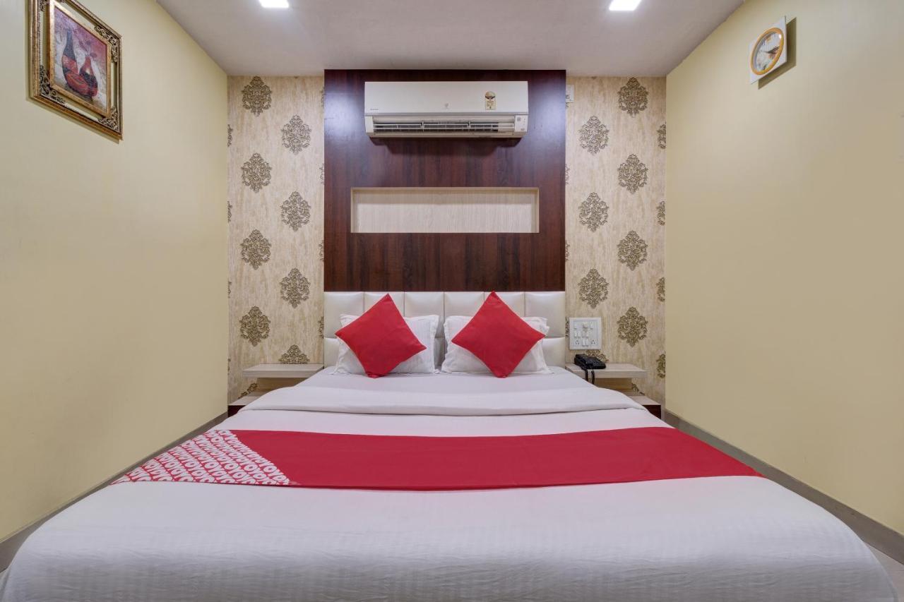 Oyo Hotel Satguru Jamshedpur Bagian luar foto