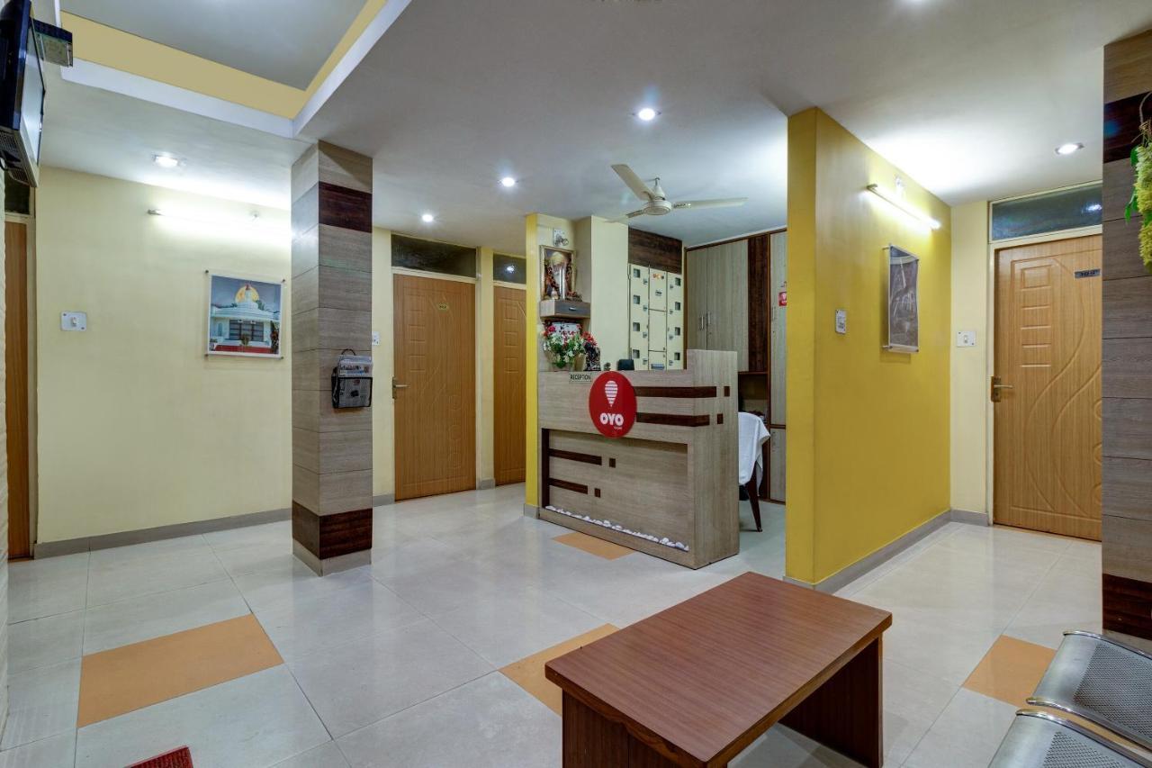 Oyo Hotel Satguru Jamshedpur Bagian luar foto