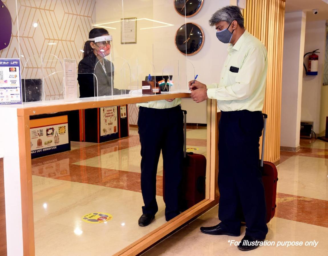 Oyo Hotel Satguru Jamshedpur Bagian luar foto